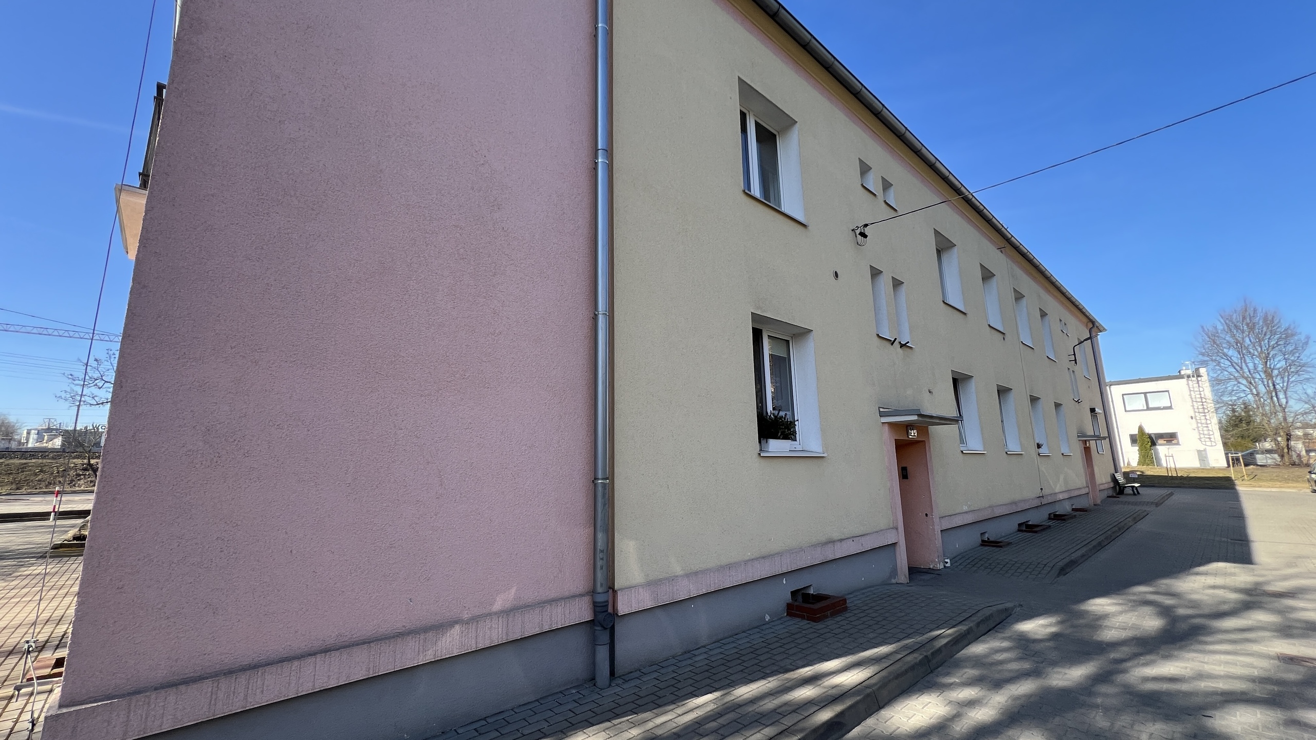 Przestronne mieszkanie 2 pokojowe w zielonej okolicy - zdjęcie 15