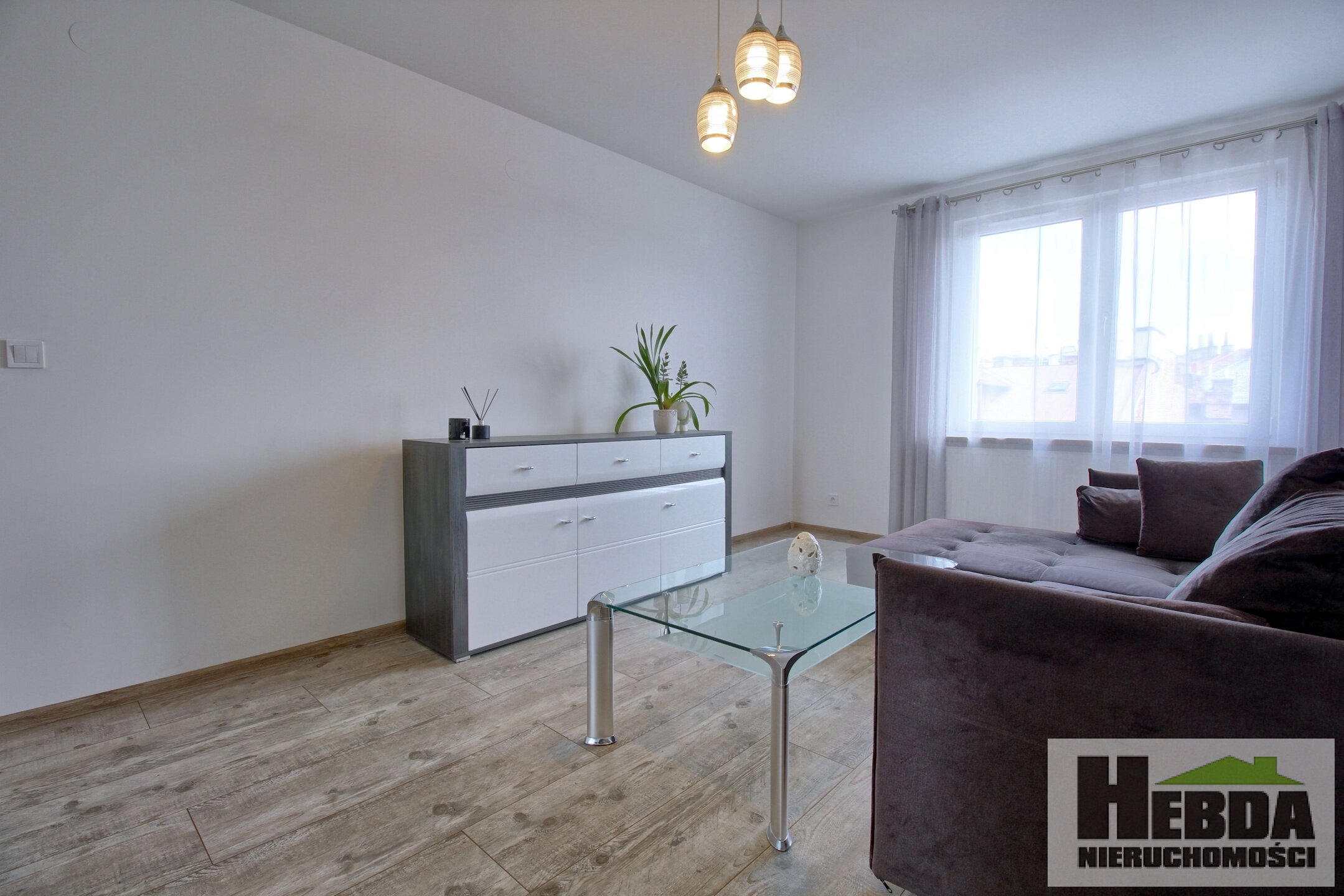 Ścisłe Centrum !!! Parking dla mieszkańców !!! - zdjęcie 3