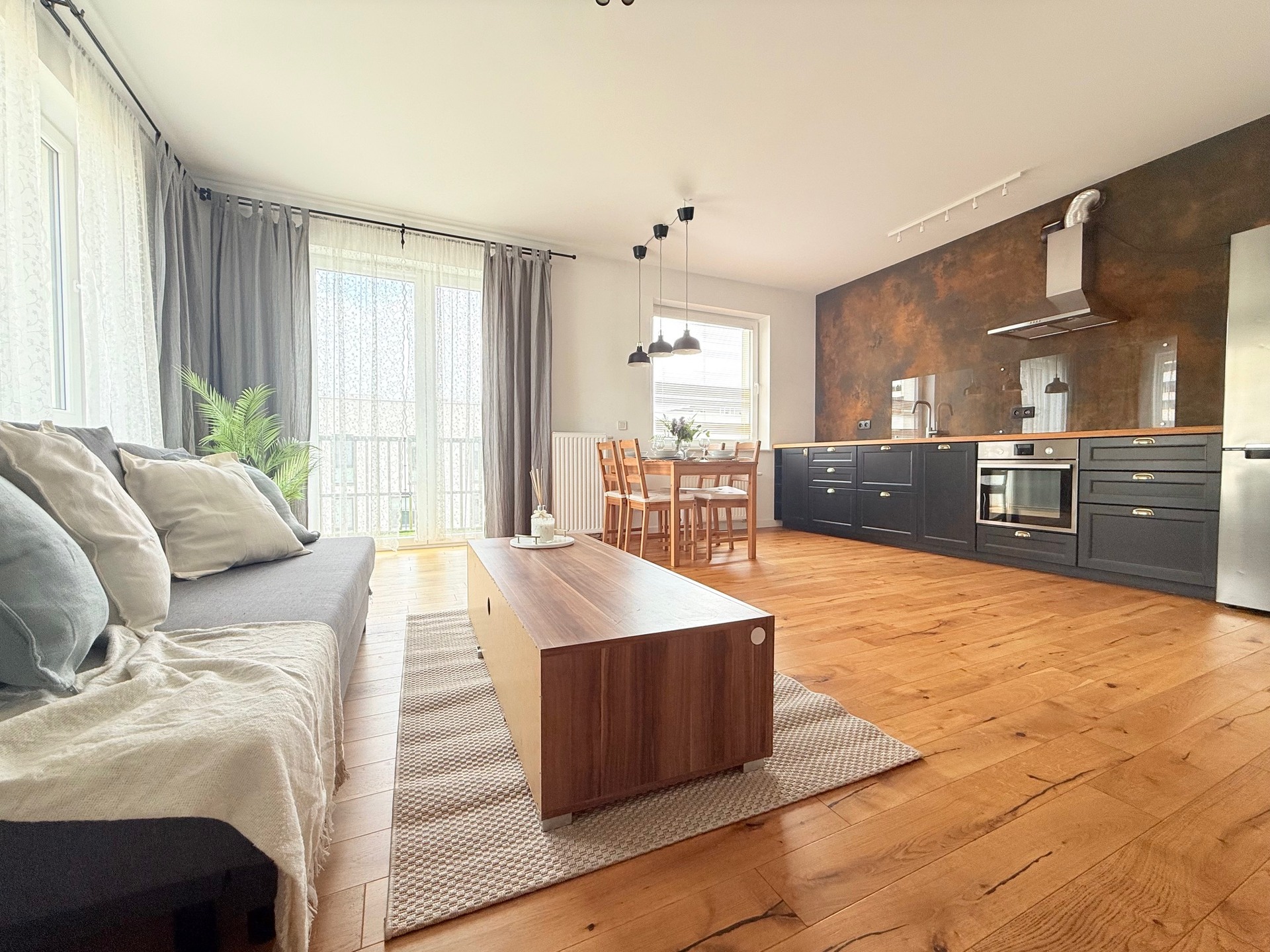 nowe osiedle Żernik we Wrocławiu, podwójne miejsce parkingowe - zdjęcie 1