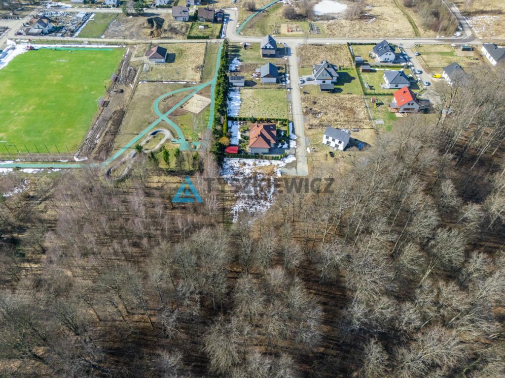 Atrakcyjna działka budowlana w zacisznej okolicy - zdjęcie 8
