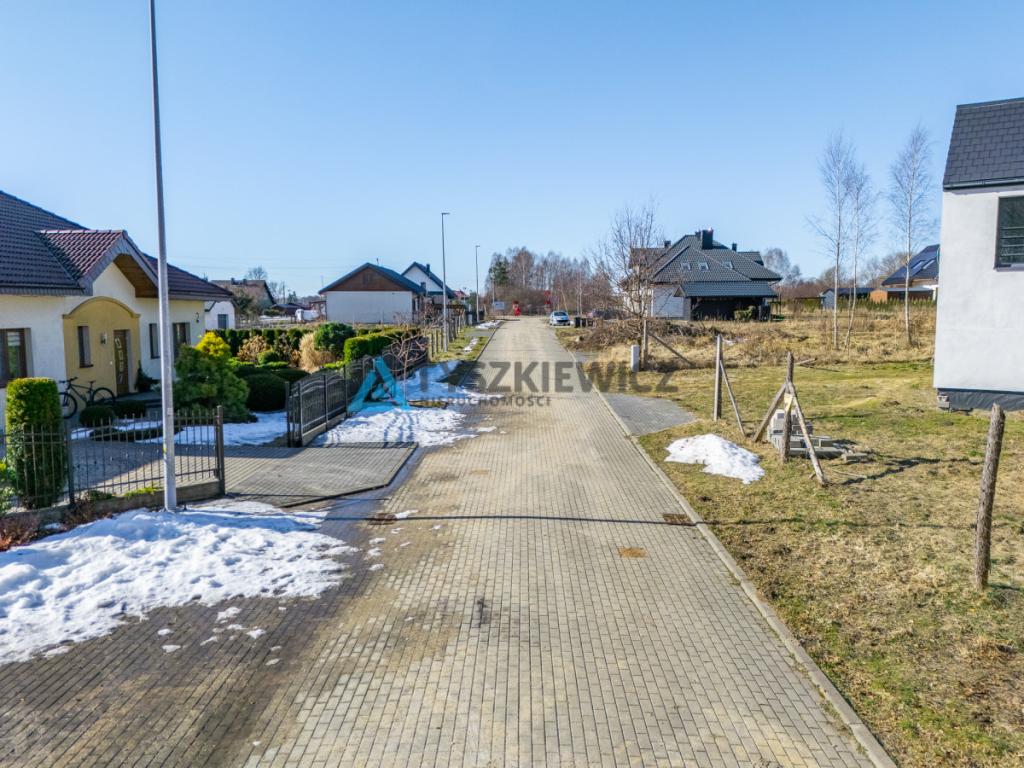 Atrakcyjna działka budowlana w zacisznej okolicy - zdjęcie 15