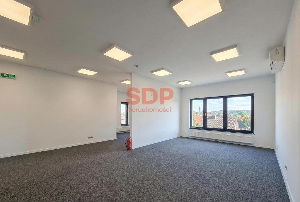 Lokal usługowy do wynajęcia, 141 m², Wrocław, Fabryczna, Krzemieniecka - zdjęcie 1