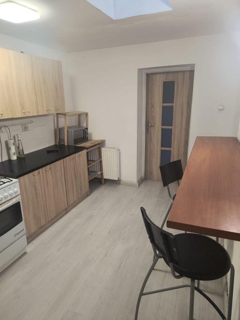 CENTRUM, rozkładowe, duża kuchnia, blisko uczelnie - zdjęcie 11