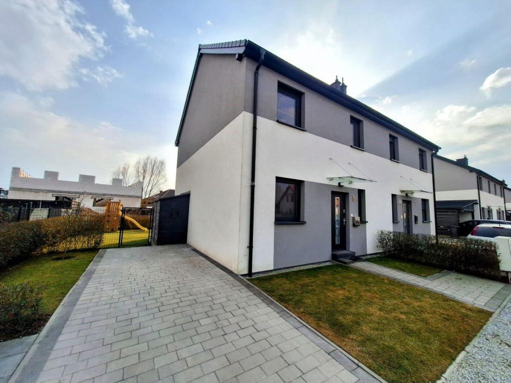 komfortowo wyposażony , kanalizacja, swiatłowód - zdjęcie 2