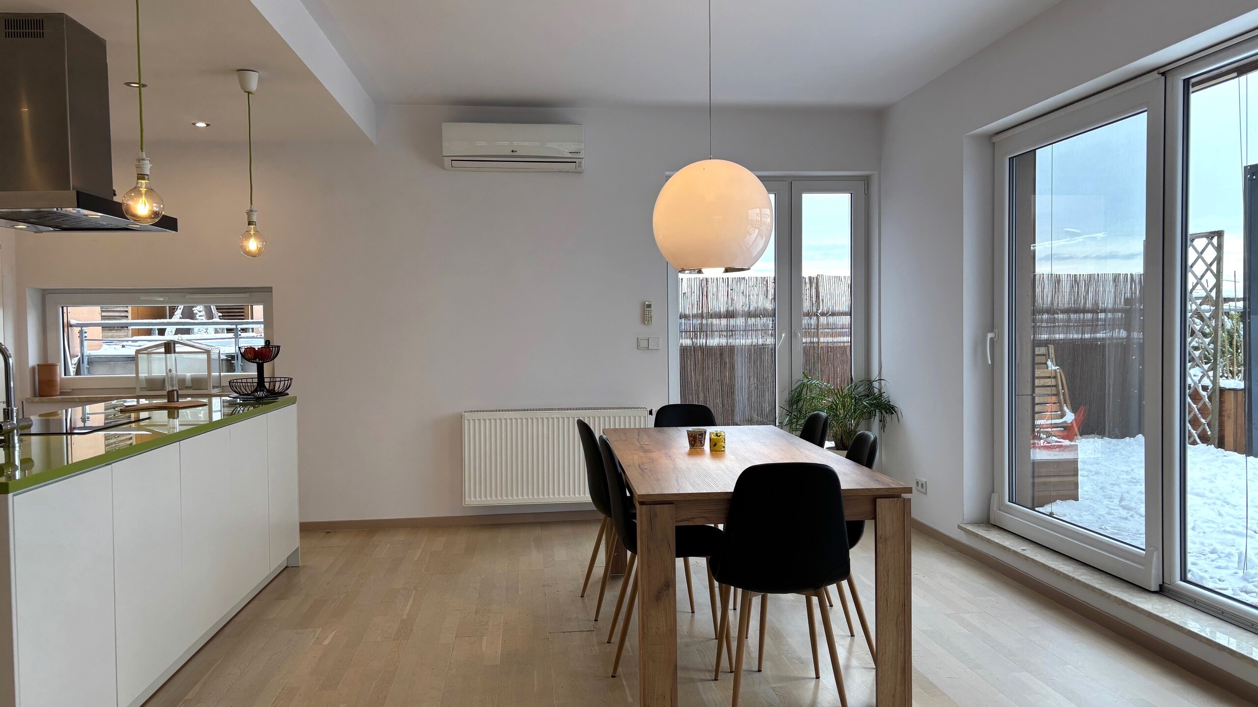 NOWA NIŻSZA cena !!! Unikatowy 136 m2 4 pok lux taras 100m2 kom lokatorska, 2 garaże , klimatyzacja - zdjęcie 9