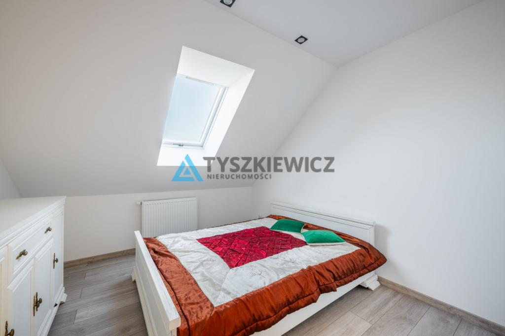 Piękny, nowoczesny dom blisko jeziora - zdjęcie 29