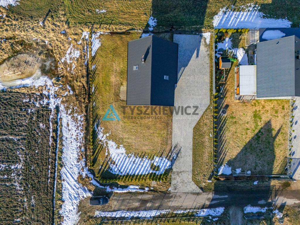 Piękny, nowoczesny dom blisko jeziora - zdjęcie 10