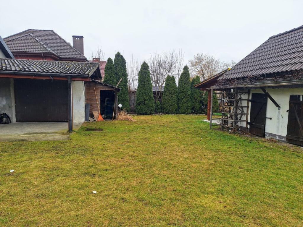 dom z działka 1100m2, 2 pokoje - zdjęcie 9