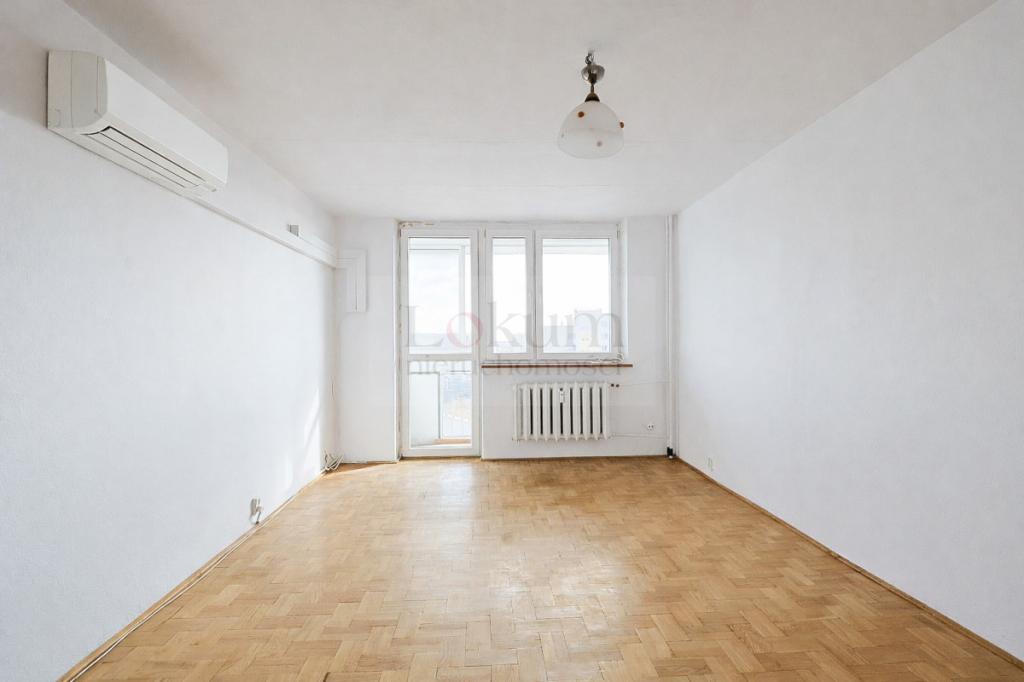 Bemowo - cztery pokoje blisko Parku Forty Bema - zdjęcie 1