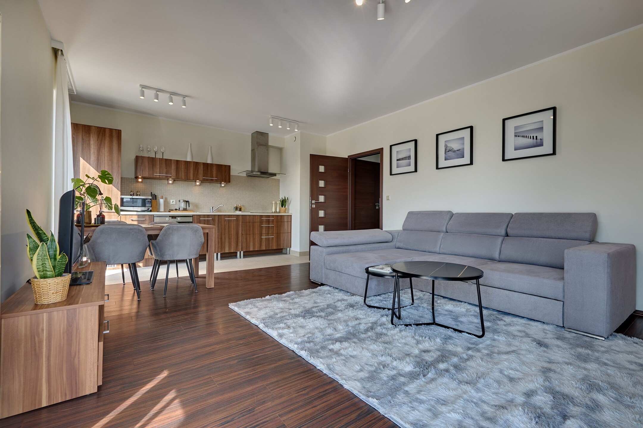 Dębowe Tarasy - 3 pokoje, narożny balkon, klimatyzacja, komórka, garaż! - zdjęcie 1