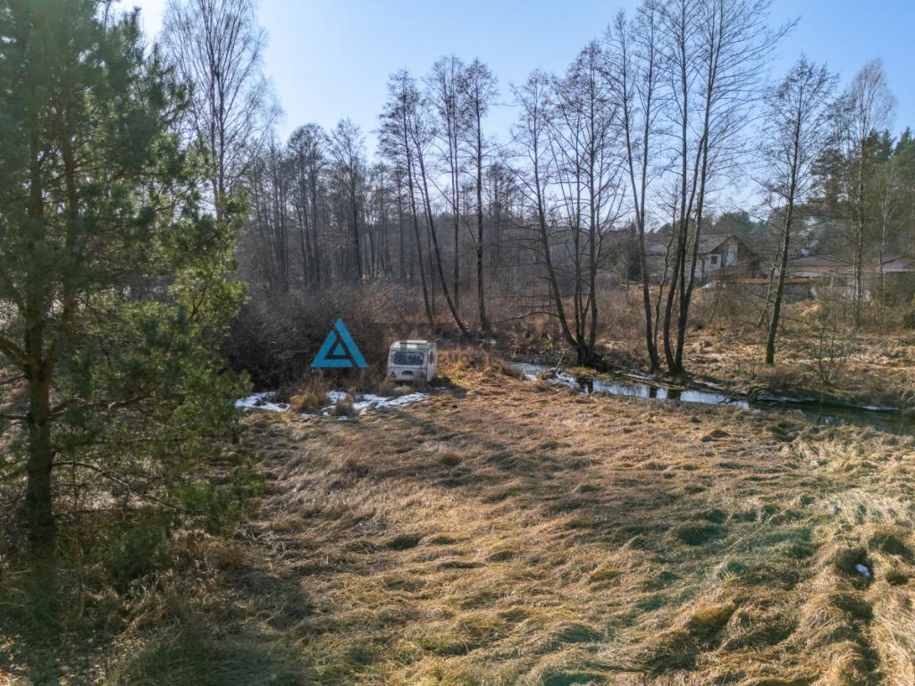 Działka budowlana z linią brzegową rzeki - zdjęcie 19