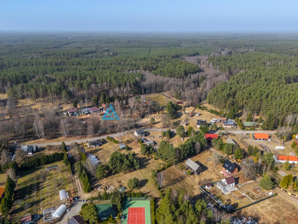 Działka budowlana z linią brzegową rzeki - zdjęcie 12