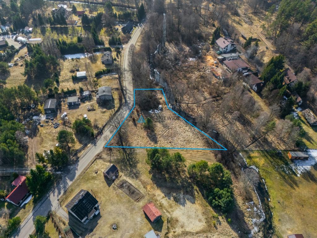 Działka budowlana z linią brzegową rzeki - zdjęcie 16