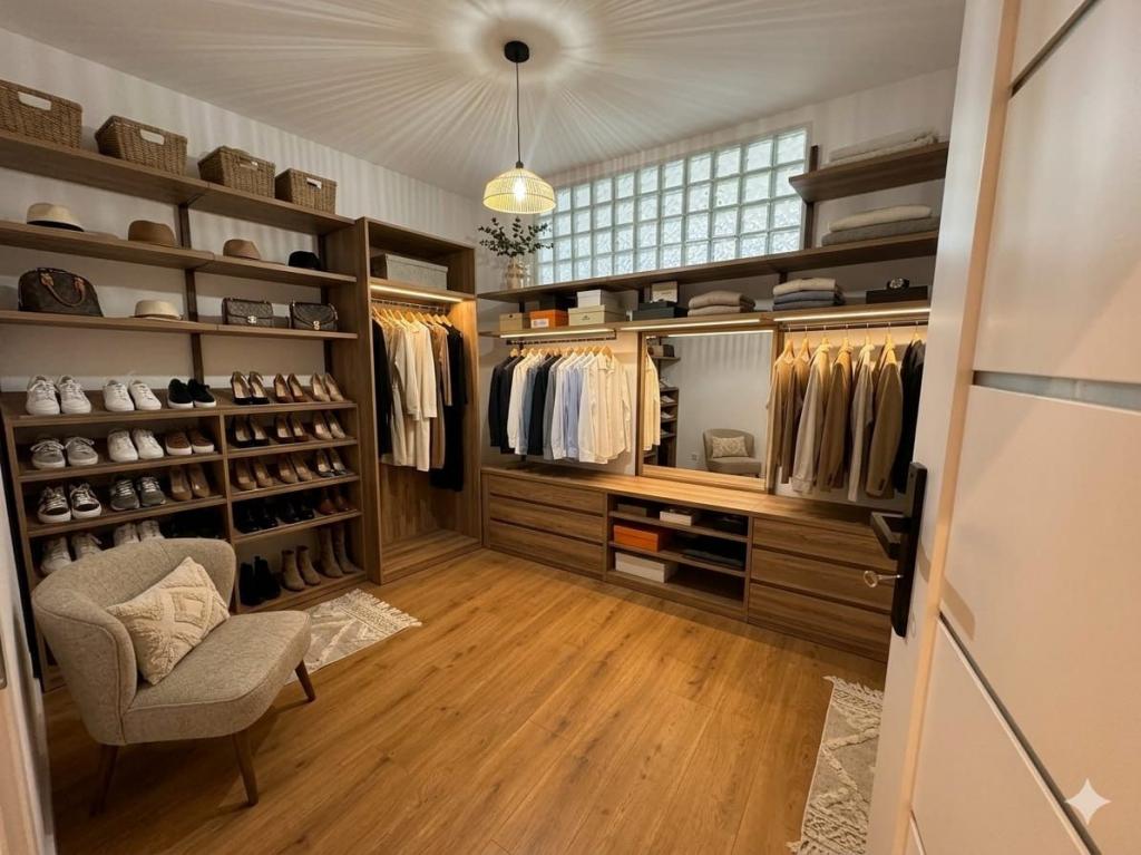 CENTRUM, 3 pok, generalny remont, wysoki std. - zdjęcie 14