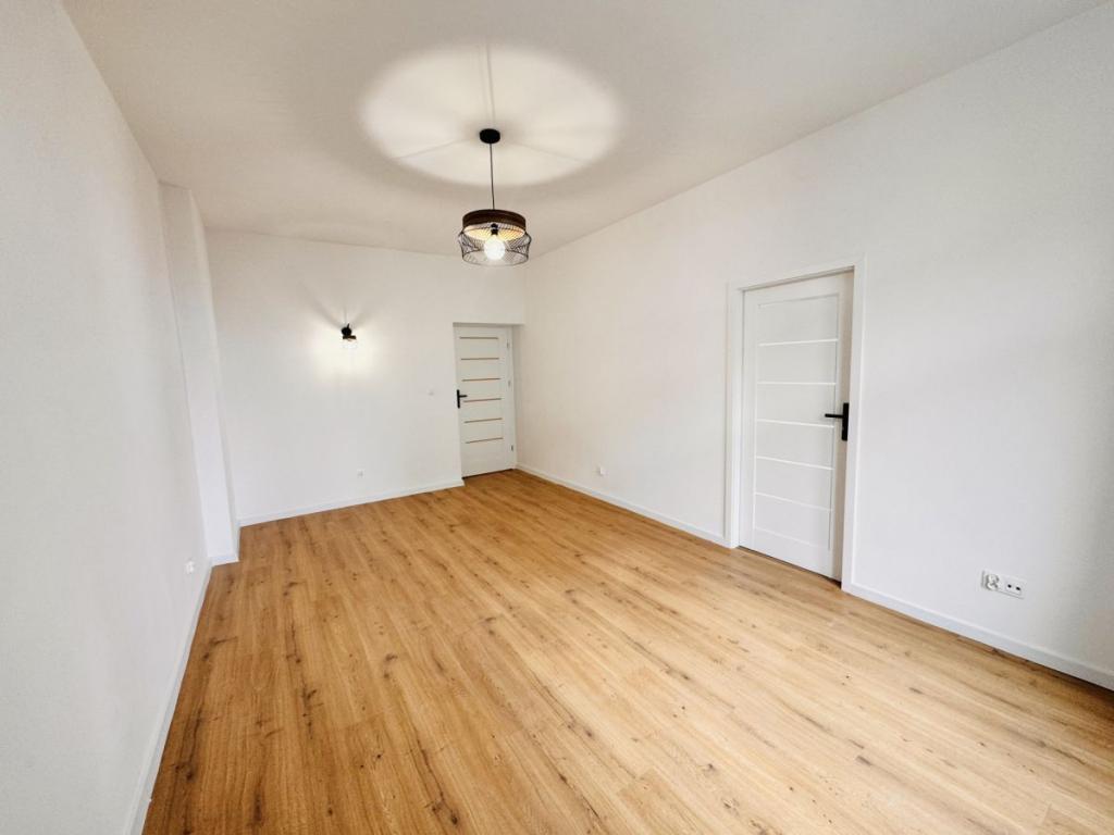 CENTRUM, 3 pok, generalny remont, wysoki std. - zdjęcie 3