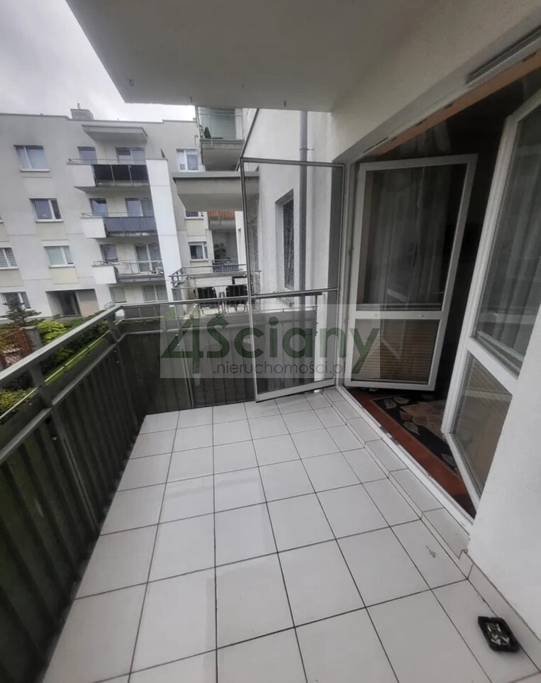 Mieszkanie 67,6&nbsp;m², Warszawa, Magiczna - zdjęcie 1