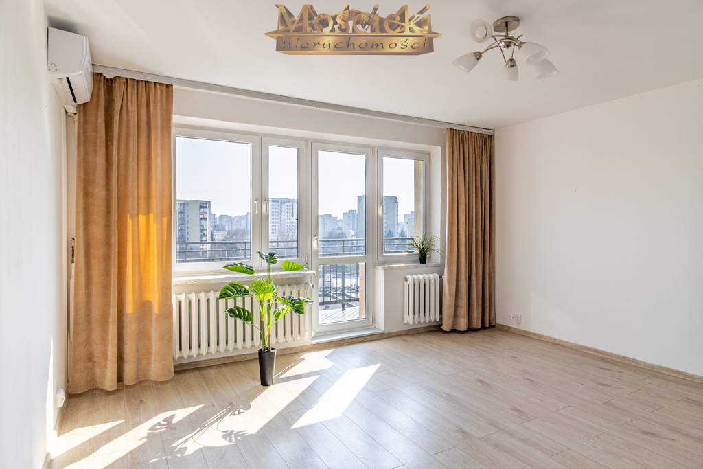 Przestronne 3 pokoje przy Metrze Stokłosy - zdjęcie 3