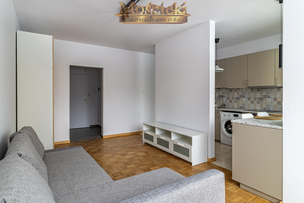 Cicha kawalerka w bardzo dobrej lokalizacji - zdjęcie 15