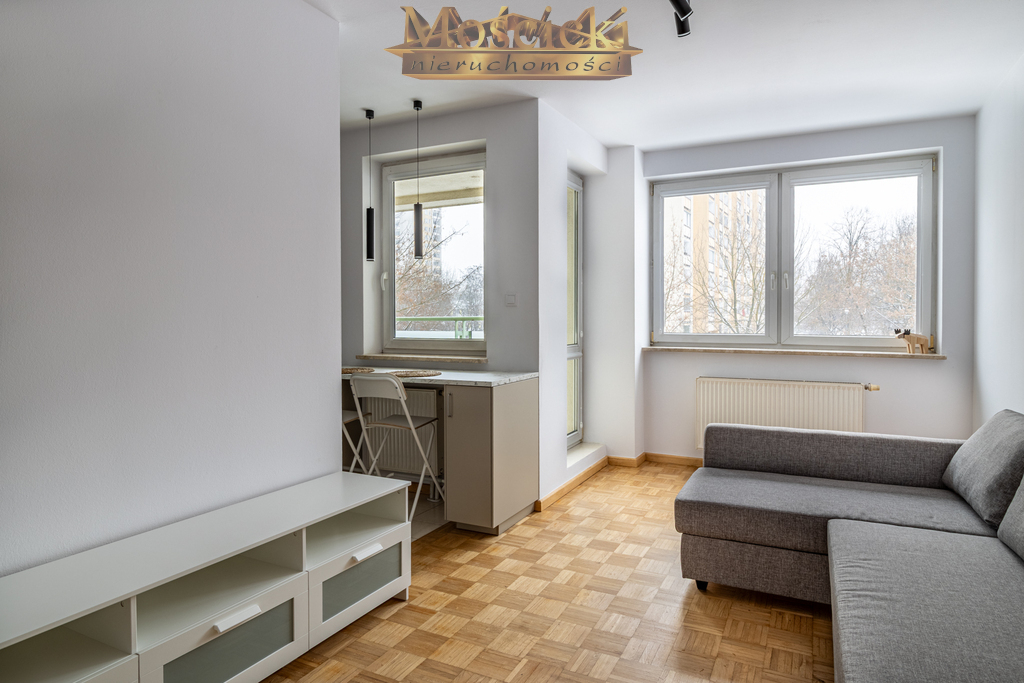 Cicha kawalerka w bardzo dobrej lokalizacji - zdjęcie 5