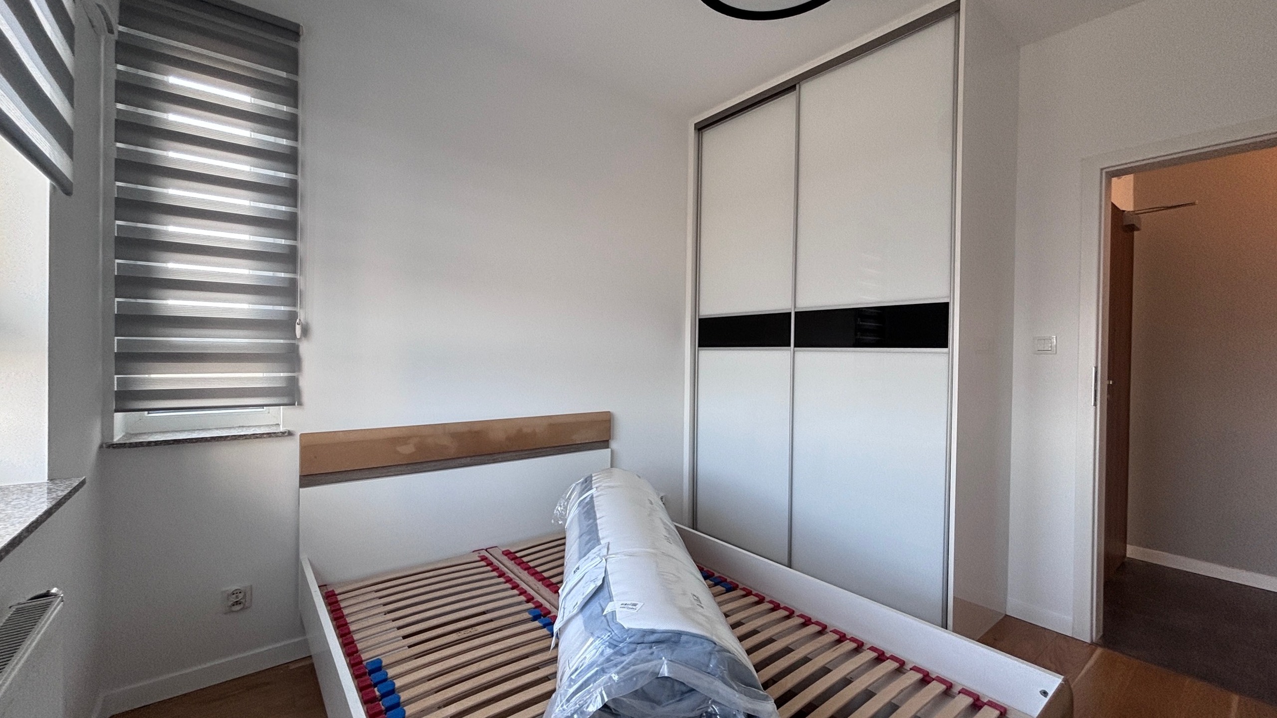 os. Tysiąclecia 2 pok nowa zabudowa m.parkingowe - zdjęcie 7