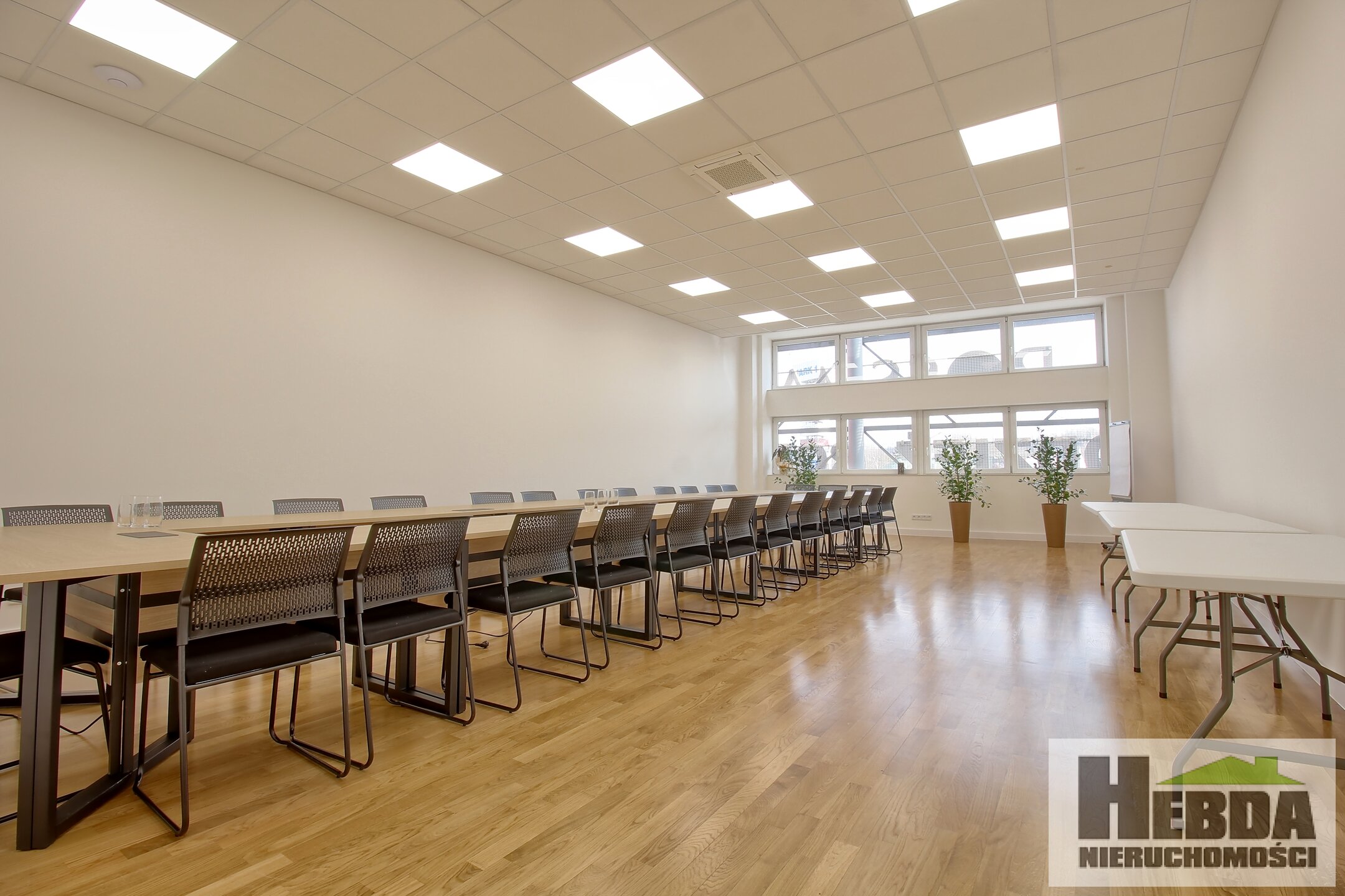 Na wynajem powierzchnia biurowa oraz przestrzeń coworkingowa !!! Brzesko - zdjęcie 8