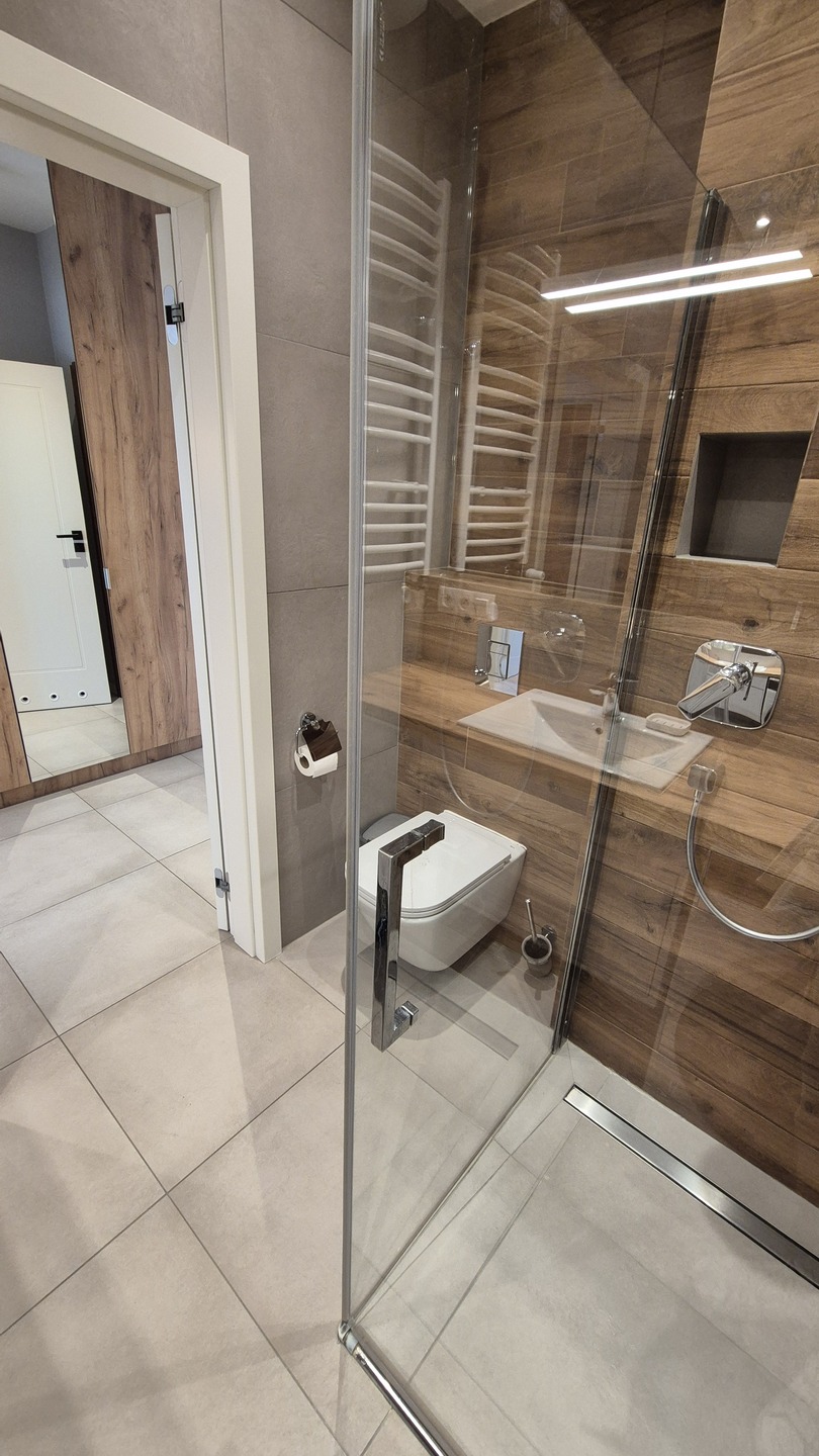 Francuska Park lux 2 pok z balkonem klimatyzacja komórka lokatorska w cenie ! - zdjęcie 11