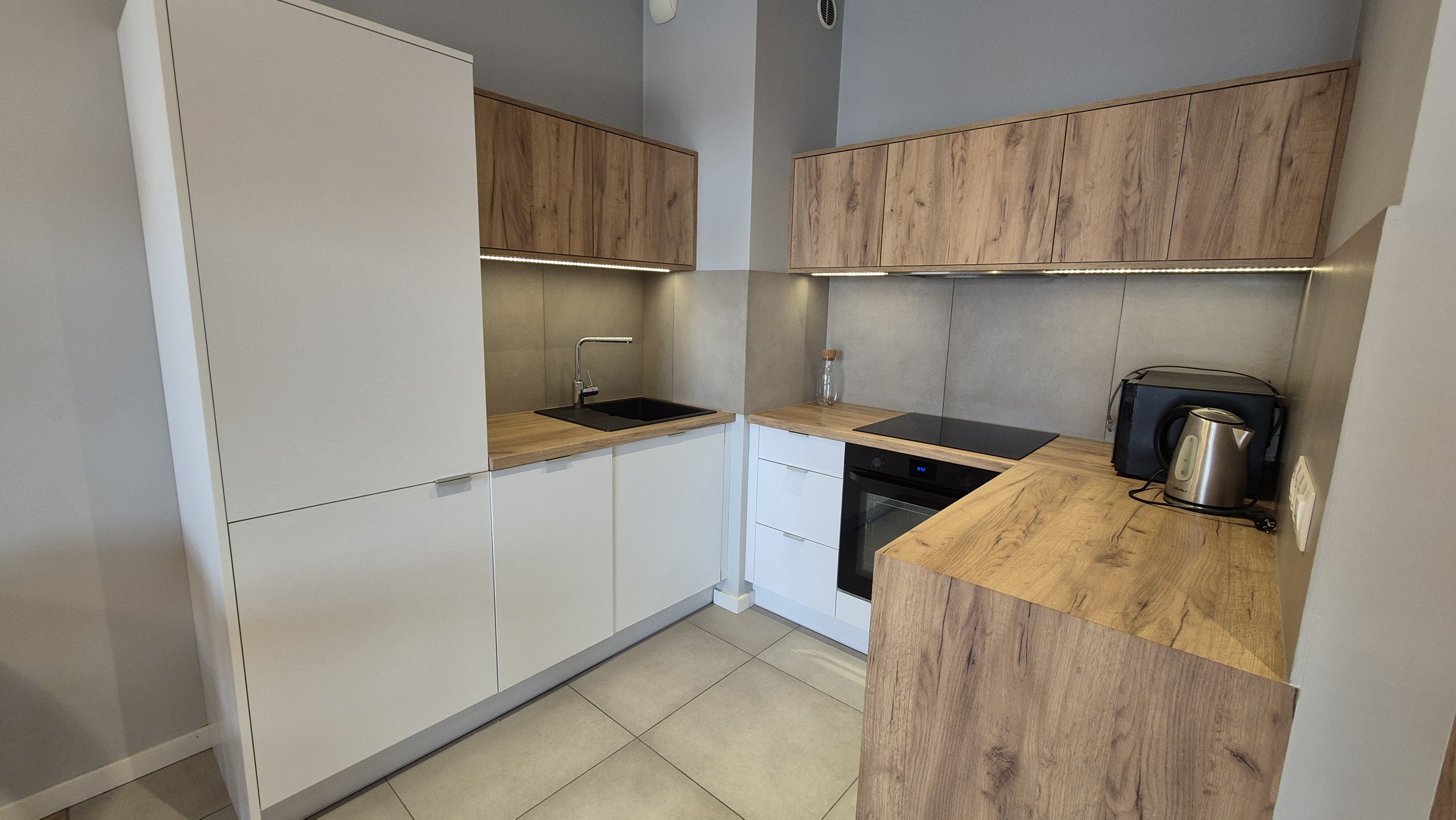 Francuska Park lux 2 pok z balkonem klimatyzacja komórka lokatorska w cenie ! - zdjęcie 5