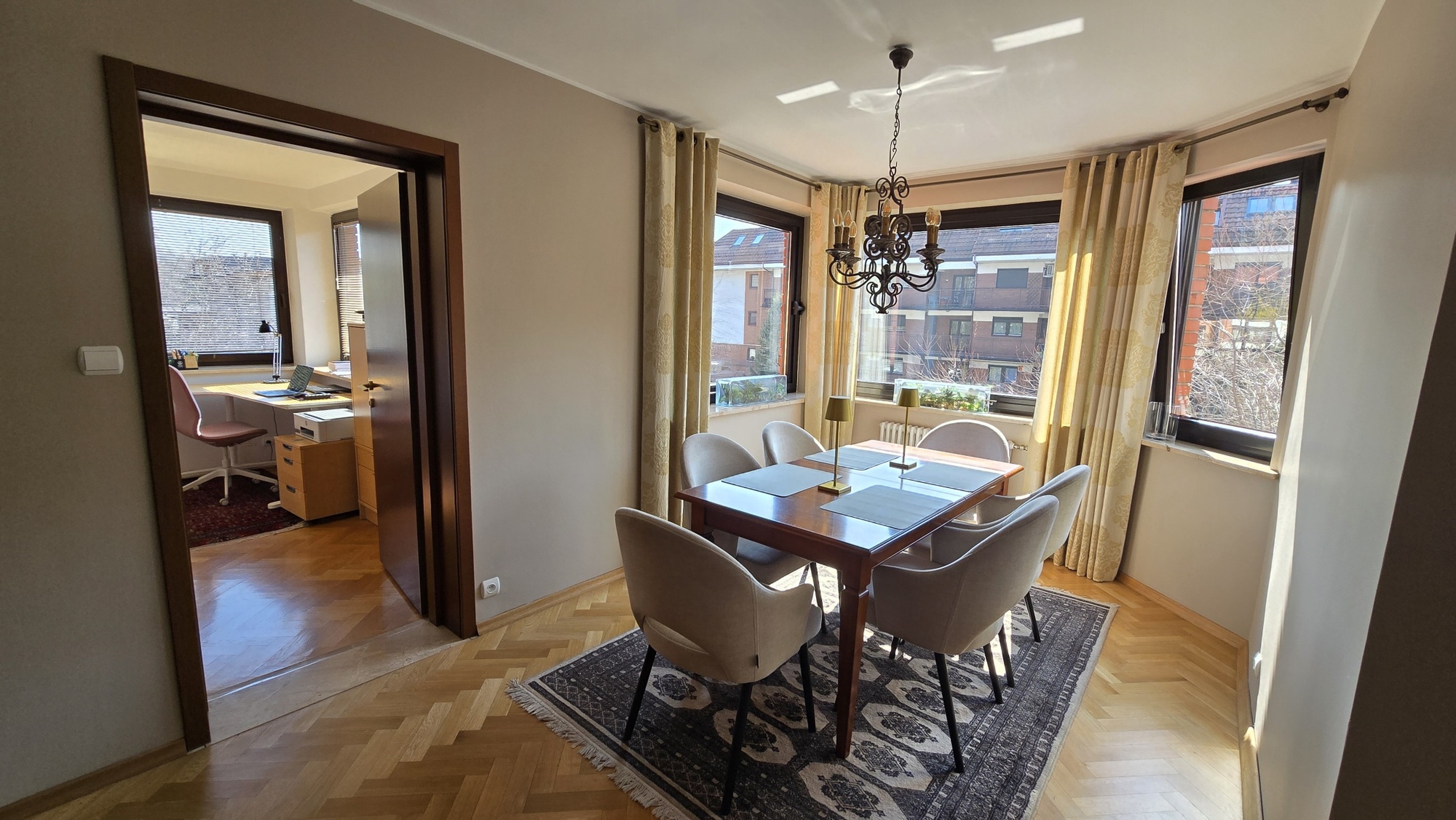 Elegancki i przestronny apartament do sprzedaży z widokiem na las na osiedlu OPT w Katowicach! - zdjęcie 7