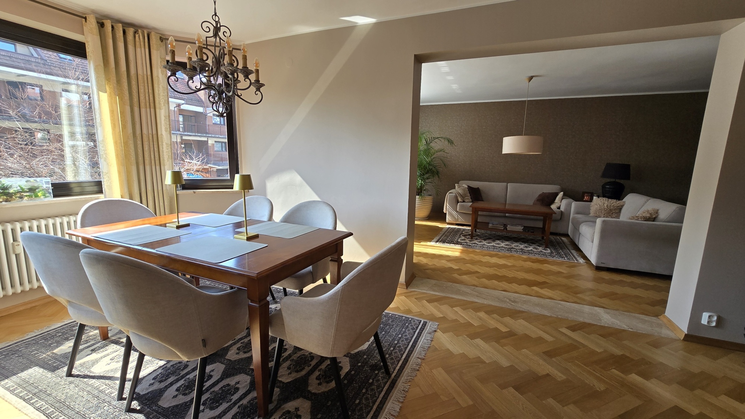 Elegancki i przestronny apartament do sprzedaży z widokiem na las na osiedlu OPT w Katowicach! - zdjęcie 6