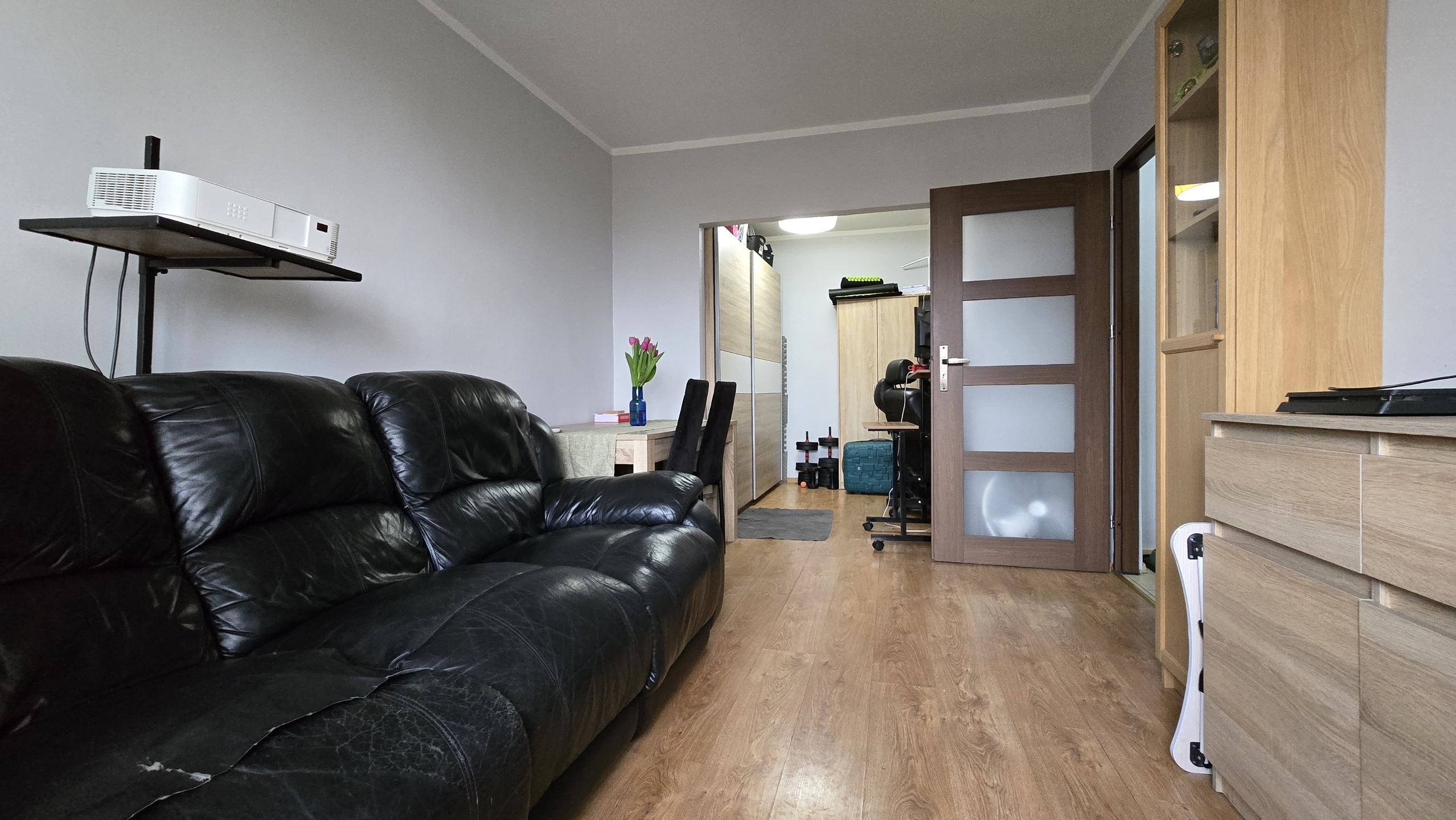 Józefowiec - niski blok, 2 pokoje do wejścia, spokojna okolica! - zdjęcie 3