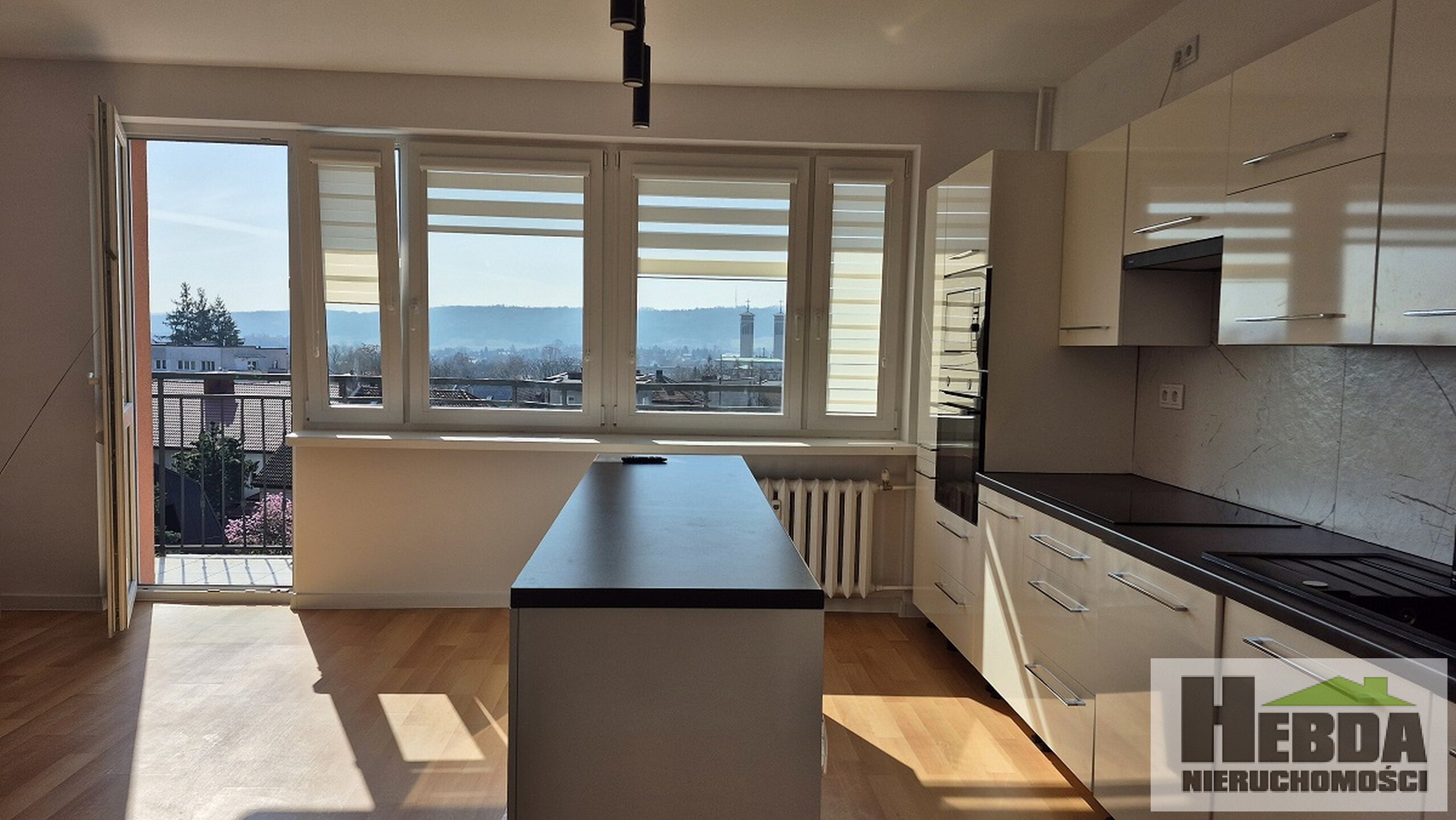 Tarnów, ul.Do Prochowni, słoneczne 3 pokojowe , widokowe mieszkanie z loggią - zdjęcie 3