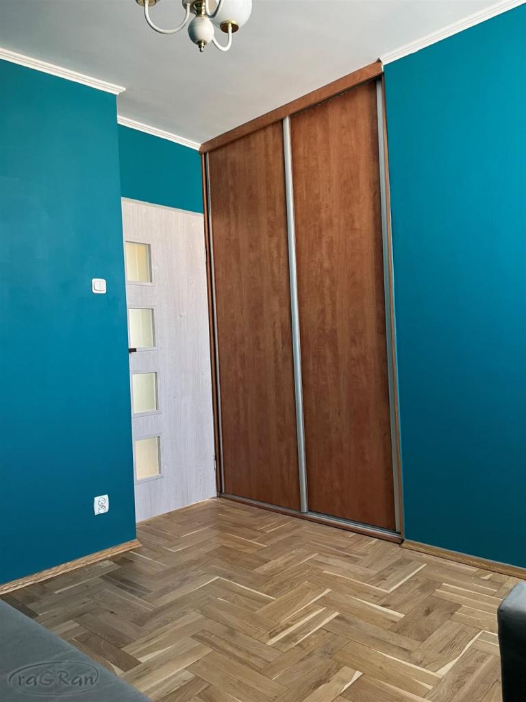 Nieumeblowane, dwustronne, dwupokojowe z loggią - zdjęcie 5