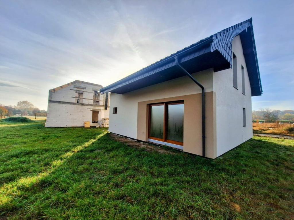 wolnostojący , garaż, kanalizacja, światłowód - zdjęcie 5