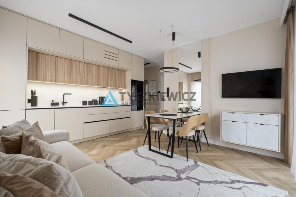 Wyjątkowy apartament w nagradzanej inwestycji - zdjęcie 2