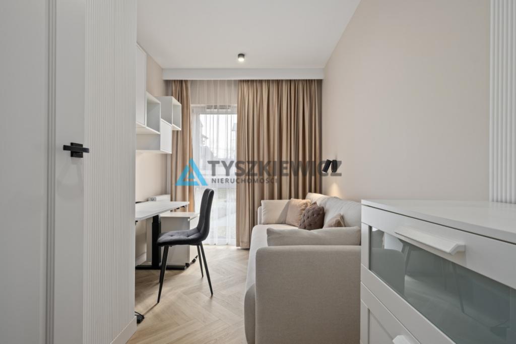 Wyjątkowy apartament w nagradzanej inwestycji - zdjęcie 12