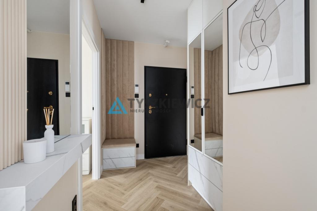 Wyjątkowy apartament w nagradzanej inwestycji - zdjęcie 14