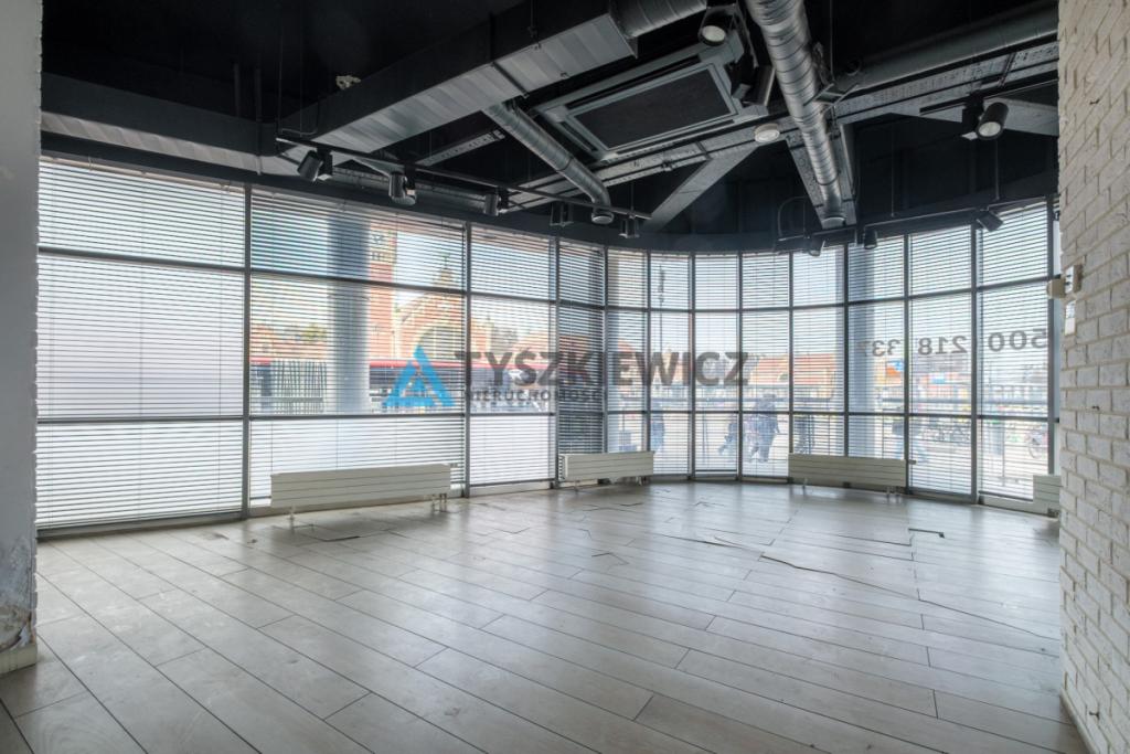 Obok Dworca PKP, Wyjątkowy lokal w C.H. Krewetka - zdjęcie 5