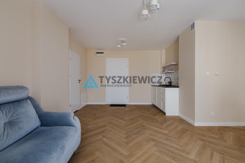 Budynek z windą + miejsce postojowe, faktura VAT - zdjęcie 6