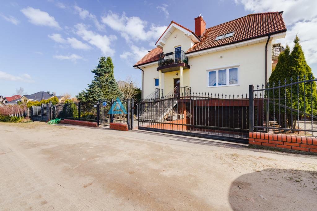 Dom 362 m2 z potencjałem na firmę | 2 mieszkania - zdjęcie 6