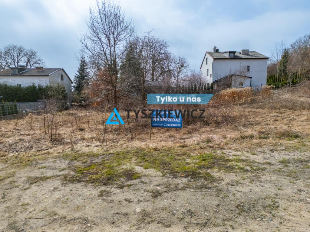 Atrakcyjna działka w Nowej Wsi Lęborskiej 1529 m2 - zdjęcie 1