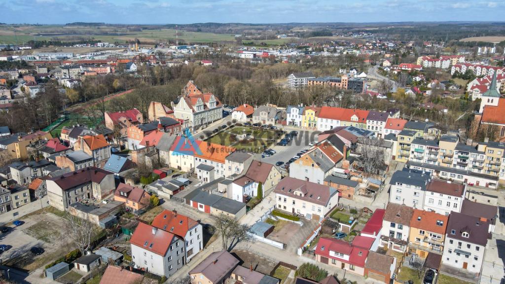 Dom w samym centrum Skarszew z potencjałem - zdjęcie 20