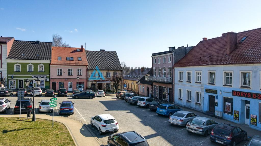 Dom w samym centrum Skarszew z potencjałem - zdjęcie 13
