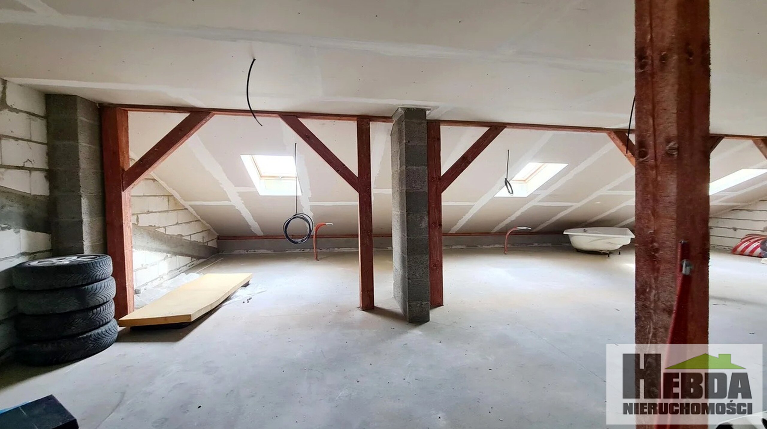 Lokale biurowe i usługowe !!! 10m2 - 450 m2, Radłów !!! - zdjęcie 8