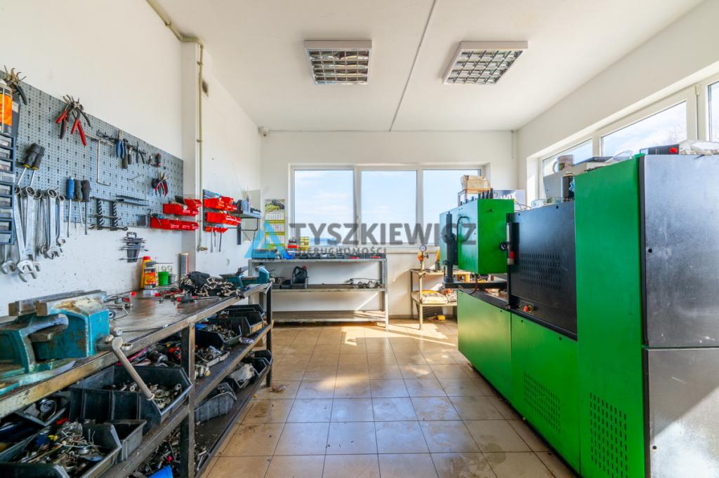 Budynek gotowy pod biznes przy DW240 | 274 m² - zdjęcie 23