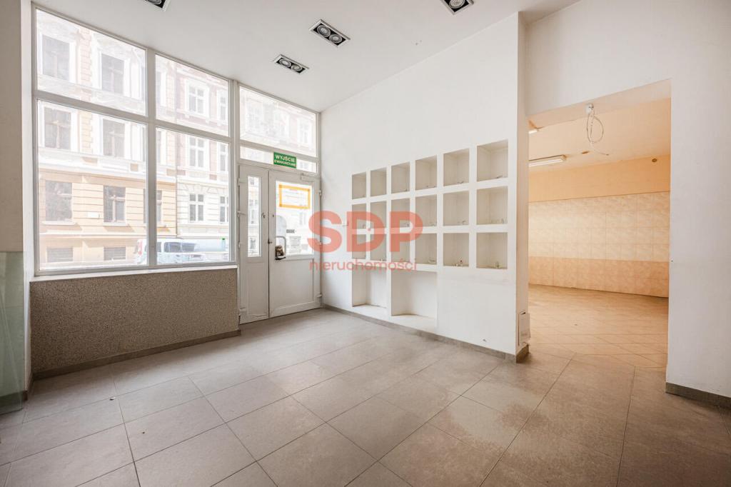 Lokal usługowy do wynajęcia, 71 m², Wrocław, Krzyki, Miernicza - zdjęcie 1
