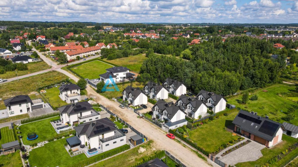 Komfortowo wykończony dom w 2023r. cicha okolica - zdjęcie 16