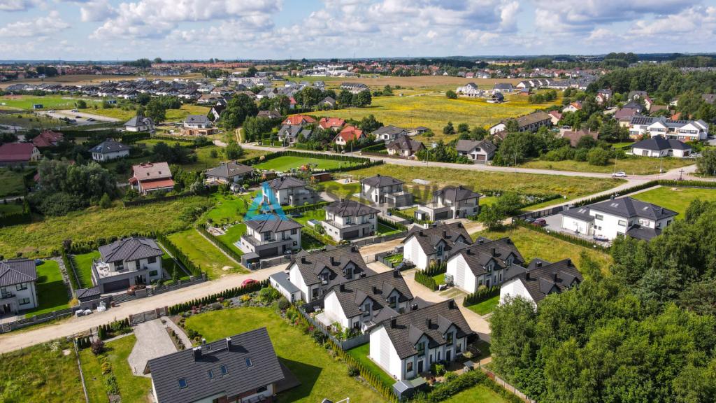 Komfortowo wykończony dom w 2023r. cicha okolica - zdjęcie 17