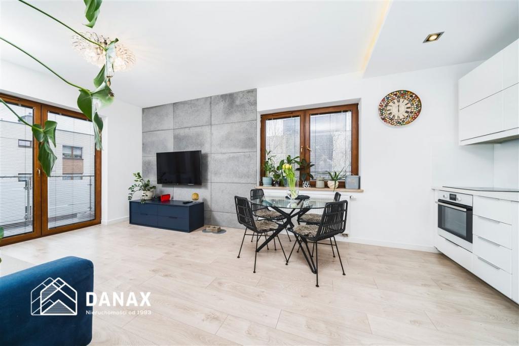 Mieszkanie 54&nbsp;m², Kraków, Komuny Paryskiej - zdjęcie 1
