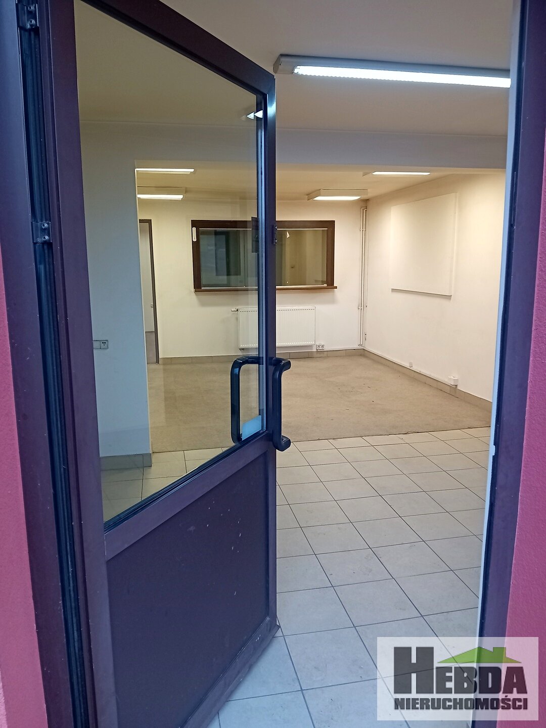 Na wynajem lokal usługowy !!! Tarnów ul. Czysta !!! - zdjęcie 1