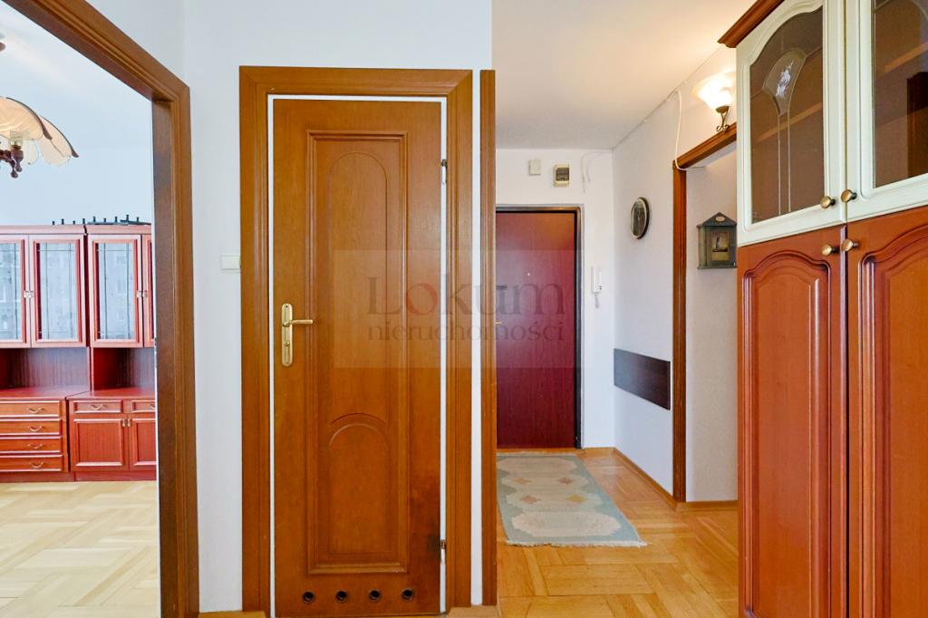 Bemowo, 3 pokoje w super lokalizacji - zdjęcie 14